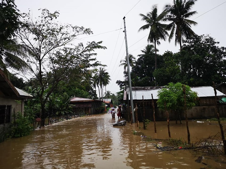 Calbayog City in Samar Immersed In Flood Due To TD Usman