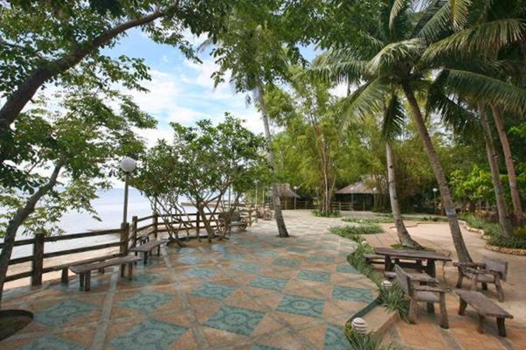 San Remigio Beach Club