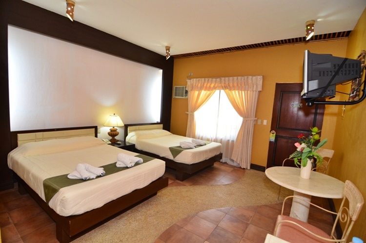 San Remigio Beach Club