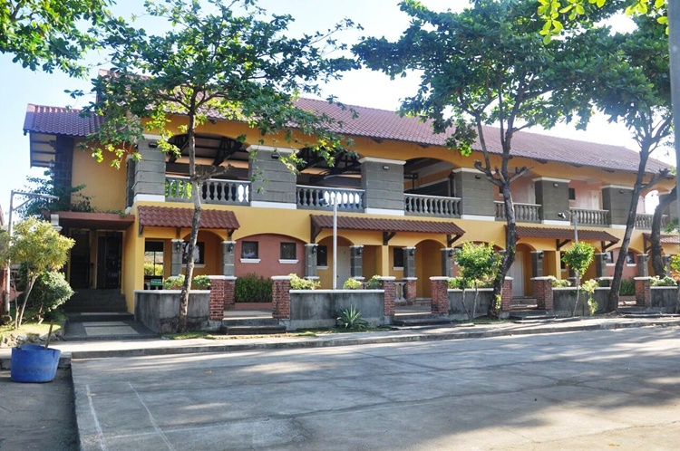 Leonor Beach Resort