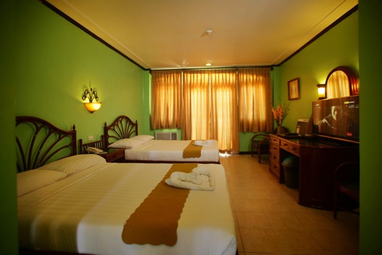 Vista Mar Beach Resort in Cebu