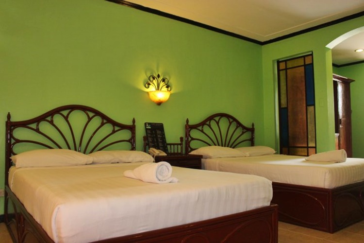 Vista Mar Beach Resort in Cebu