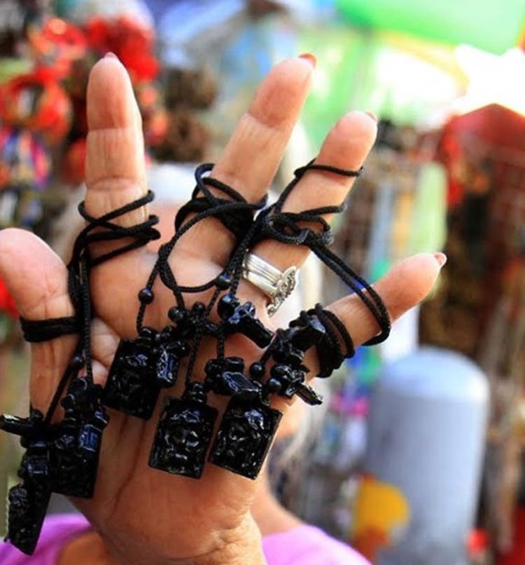 Street Vendors Are Now Selling Black Nazarene’s Images & Relics