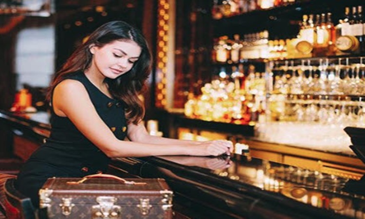 janine Gutierrez