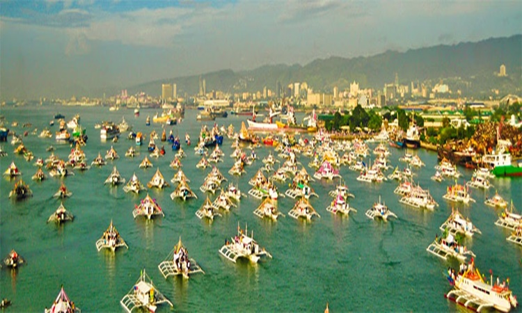sinulog fluvial procession