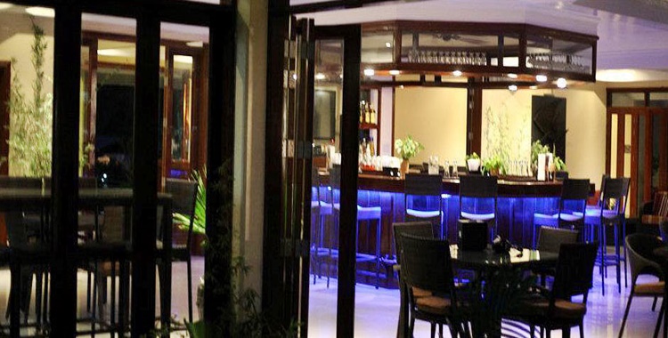 Avalon Beach Club