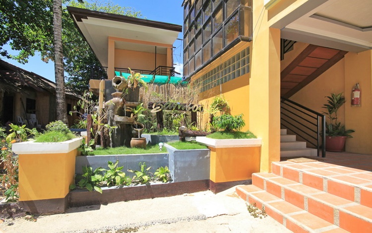 Bamboo Beach Resort