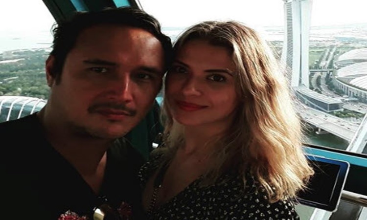 John Estrada and wife