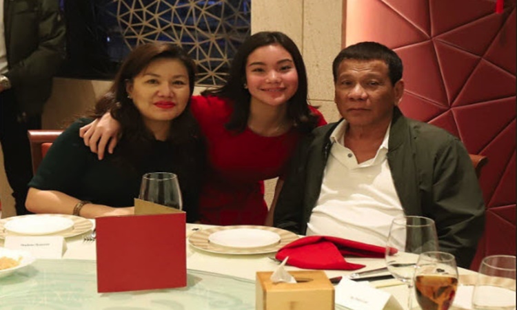 President duterte Family 2