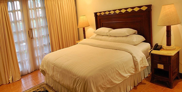 Fort Ilocandia Resort
