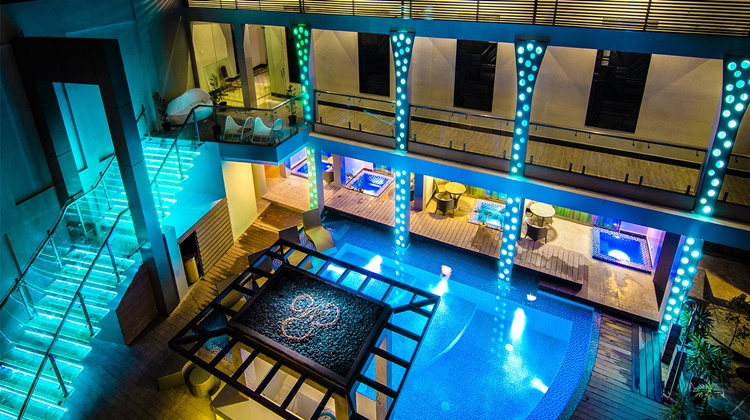 Eloisa Royal Suites