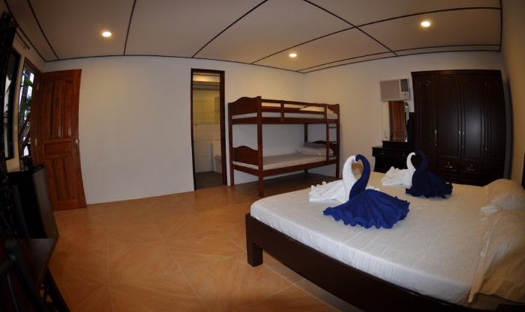 Parrot Resort