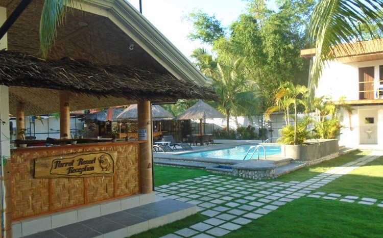 Parrot Resort