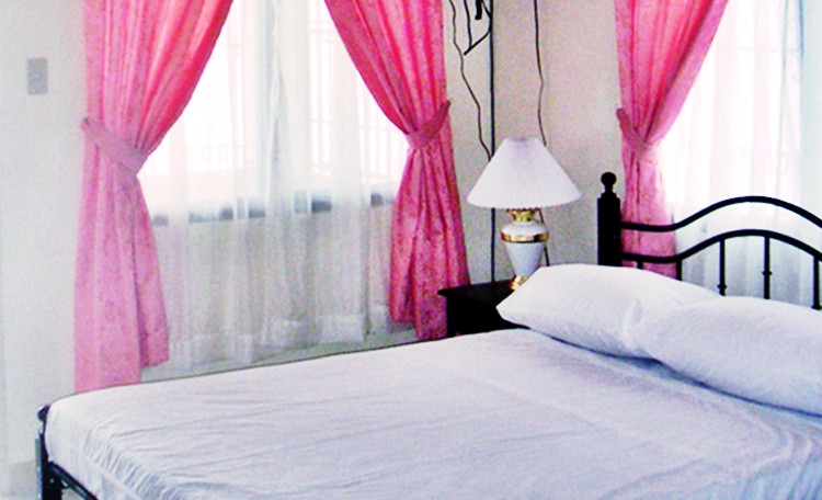 Royal Taal Inn