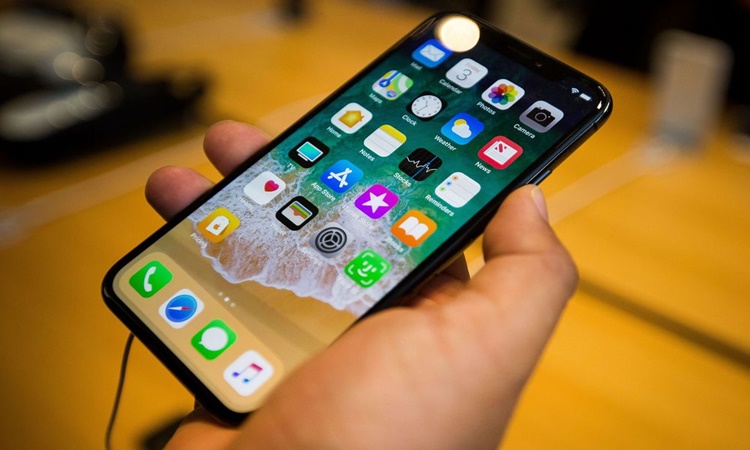iPhone 2019: Apple Analyst Reveals Predictions Of Product's Specs