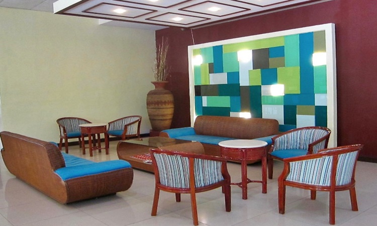 Holiday Spa Hotel