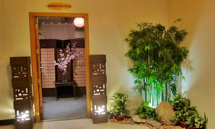 Holiday Spa Hotel