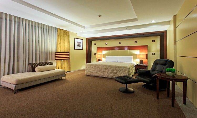 Cebu Parklane