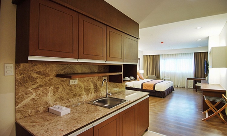 SanTomas Suites