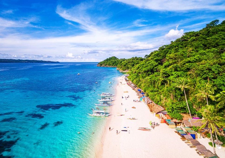 BREAKING NEWS: DENR Stops Operation Of 10 Boracay Establishments