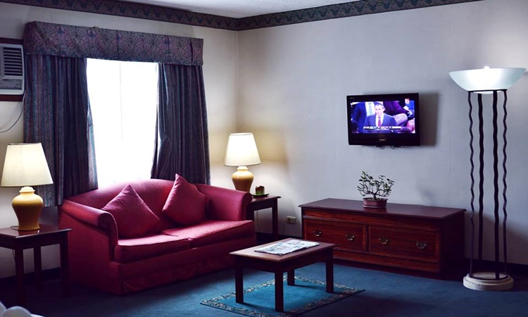 Days Hotel