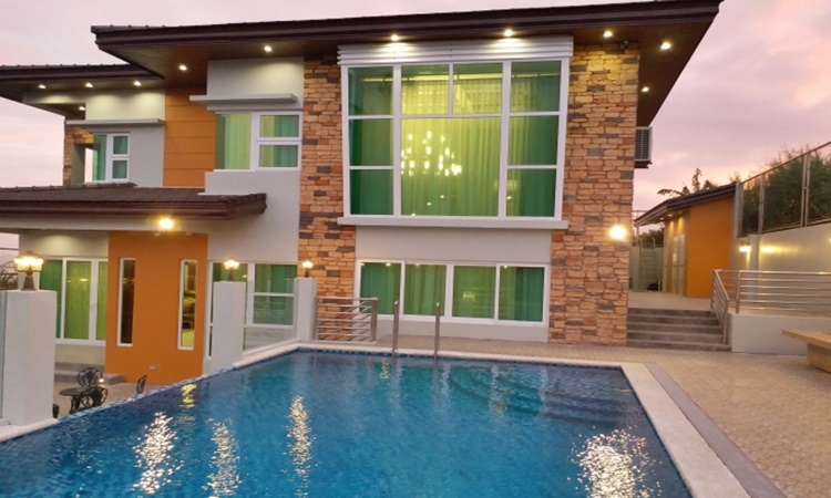 Lee Boutique Hotel