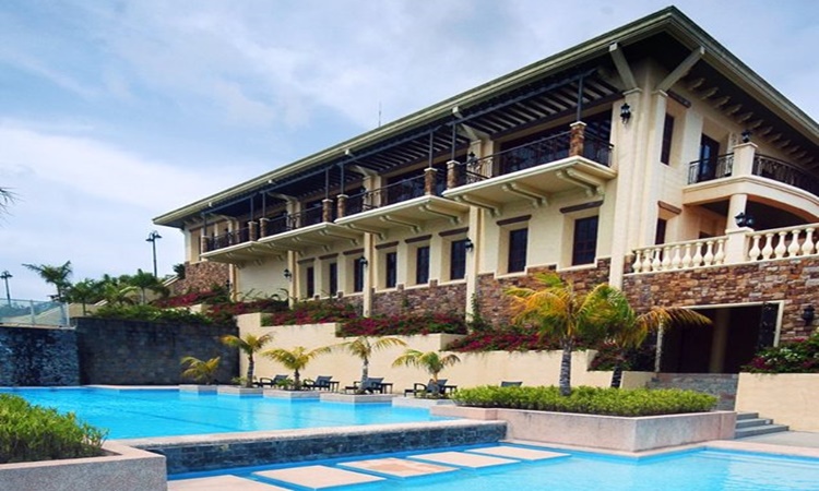 5 Captivating Tagaytay Hotels That Are Perfect For Summer