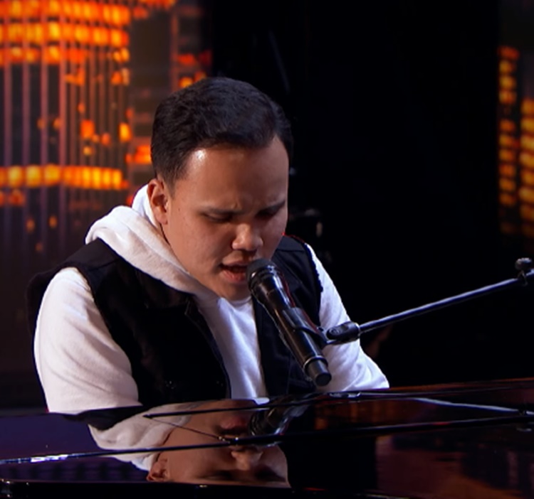 AGT Golden Buzzer Kodi Lee