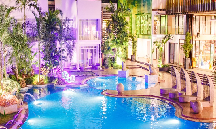 Aziza Paradise Hotel
