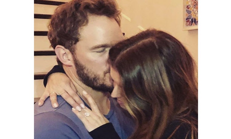 Chris-Pratt-and-Schwarzenegger-1