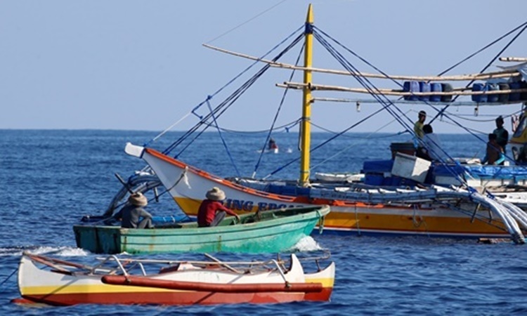 Filipino Fishermen