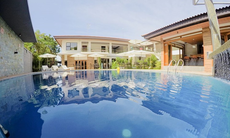 Palawan Resorts