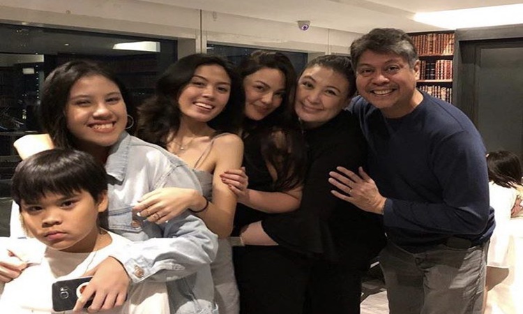 Kiko Pangilinan Reacts To Daughter Frankie Pangilinan Beach Photos