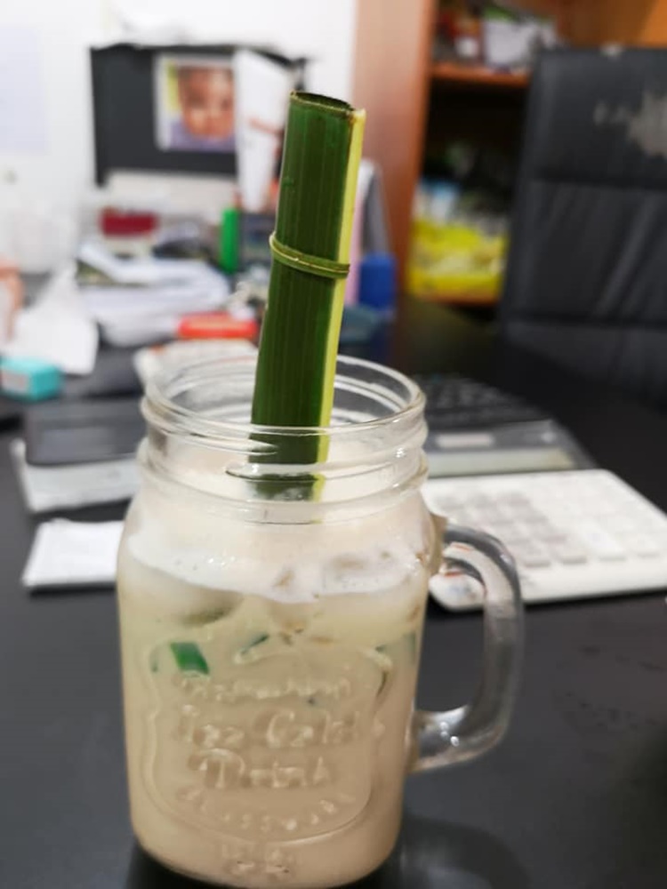 ‘Lukay’ Straws