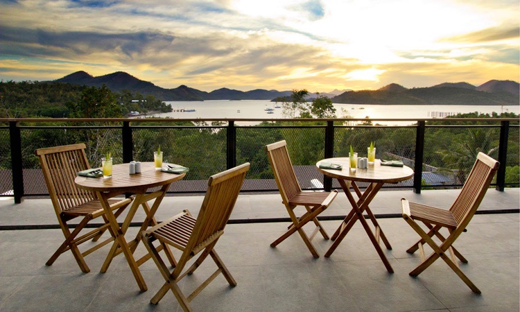 The Funny Lion: Undeniably An Exquisite Haven In Coron, Palawan