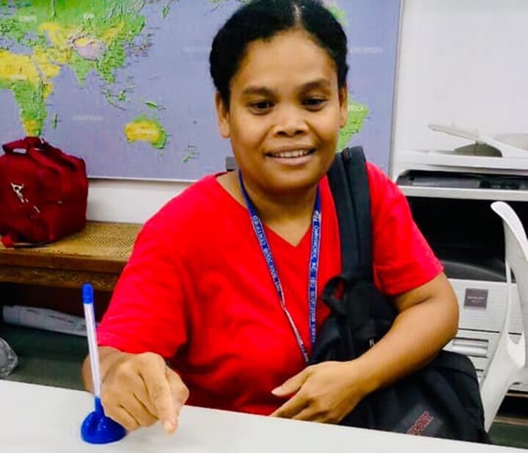 Honest Aeta Airport Employee