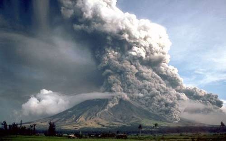 Mayon Volcano facts