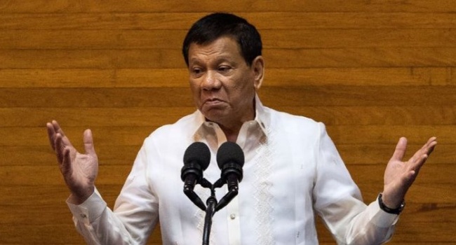 Lacson Fires Back At Duterte's Criticism, Asks "Who Is Ignorant?"