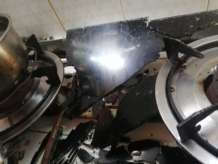 Lady Netizen Expresses Disappointment After Her Kitchen Stove Explodes