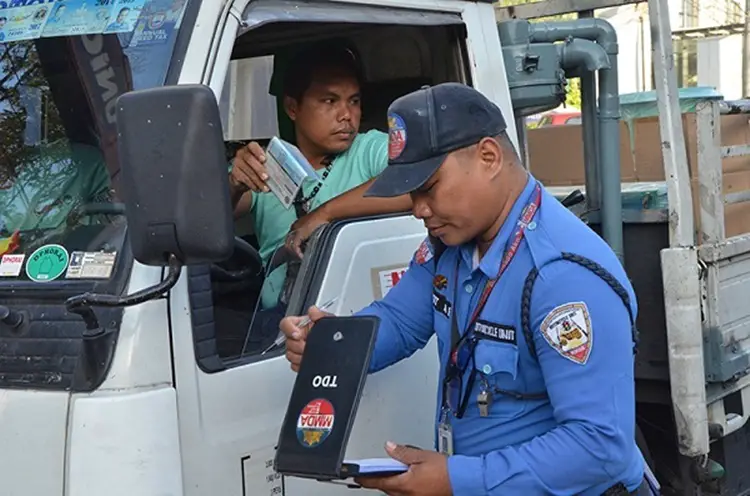 driving-without-license-philippines-3