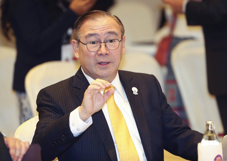 Teddy Locsin