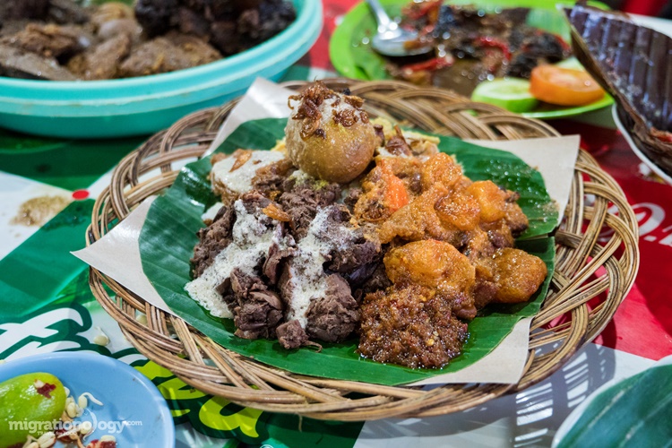 Indonesian Street Foods - Best Finds To Eat In Streets Of Indonesia