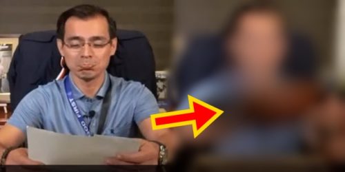 Isko Moreno receives gift from scholar