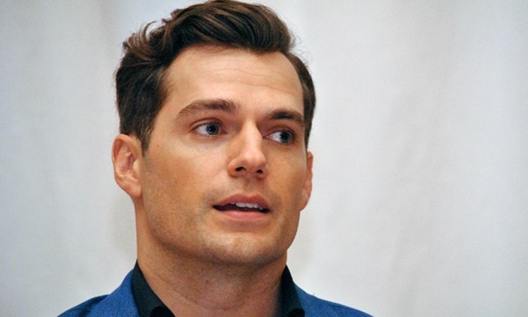 Henry-Cavill-The-Witcher-1