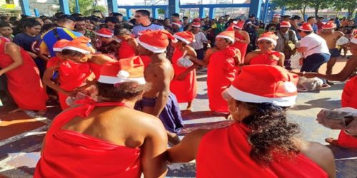 Aetas gives sweet potatoes Christmas 2019