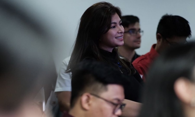 Angel-Locsin-1-1