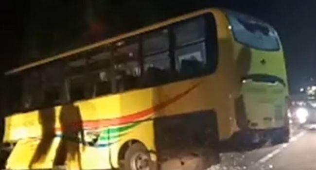 Ceres Bus Tipped Over A Cliff In Catmon, Cebu, 20 Passengers Injured