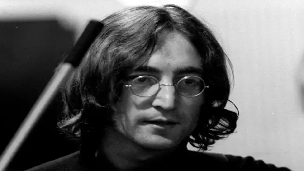 John Lennon's Epic Round Sunglasses Will Be an Auction in London