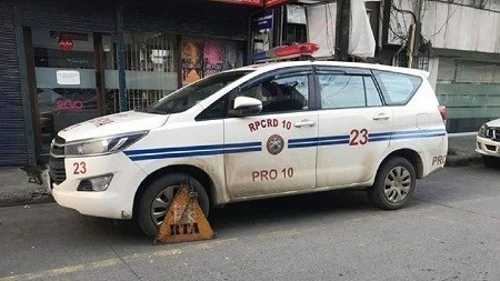 police patrol car
