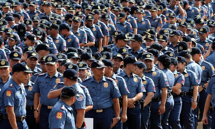 PNP Announces They Are Hiring 17,000 New Policemen In 2020